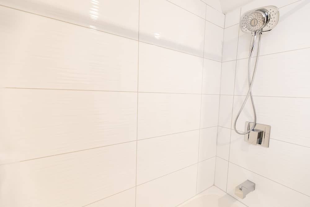 Photo of Bathroom in Armour Heights