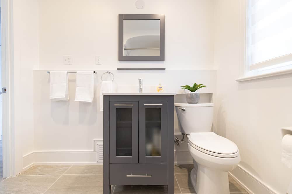 Photo of Bathroom in Armour Heights