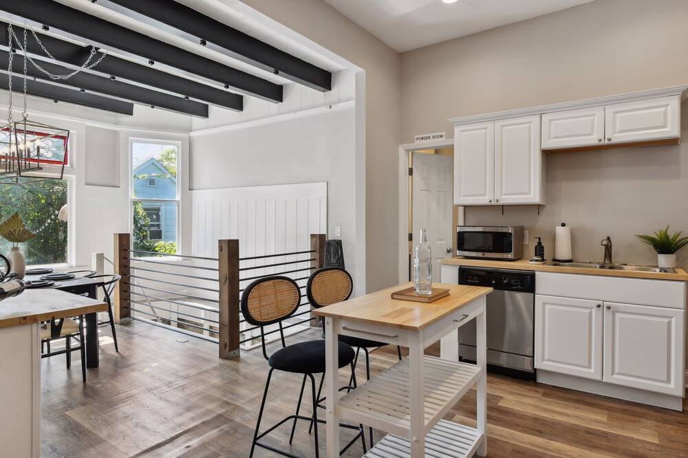 Photo of Kitchen in West Seventh