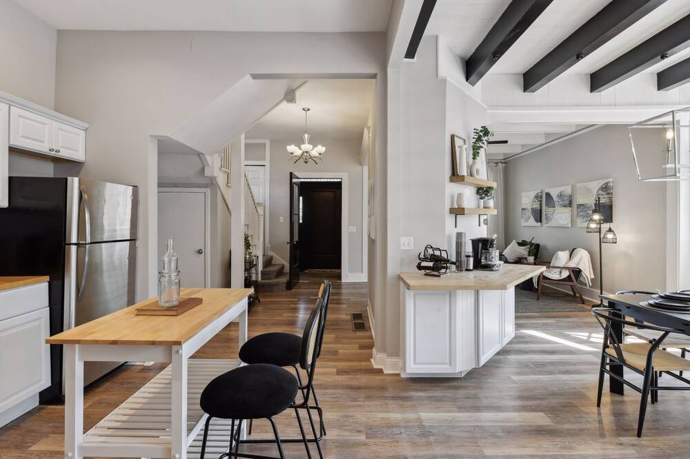 Photo of Kitchen in West Seventh