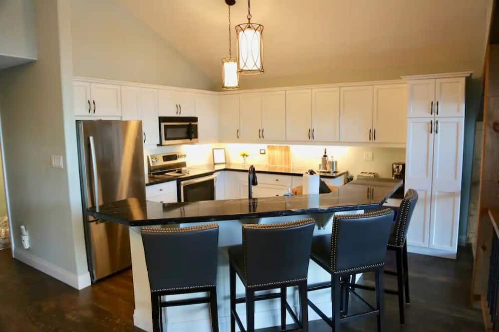 Photo of Kitchen in Trent Lakes
