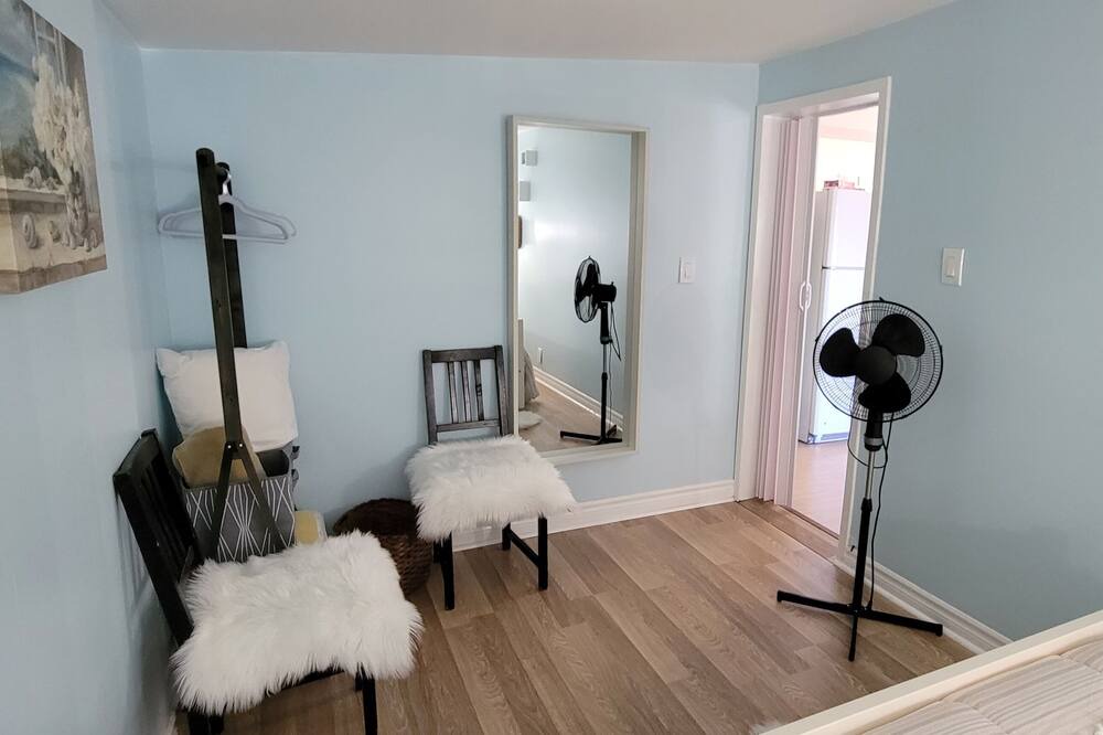 Photo of Bedroom in Victoria Harbour