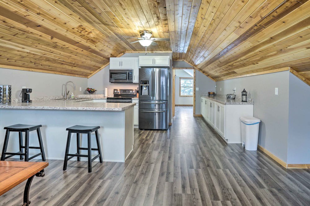 Photo of Kitchen in Lindstrom
