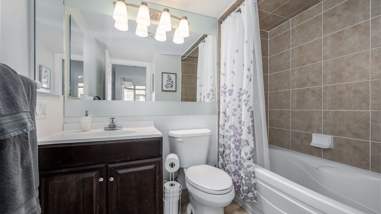 Photo of Bathroom in Downtown Mississauga