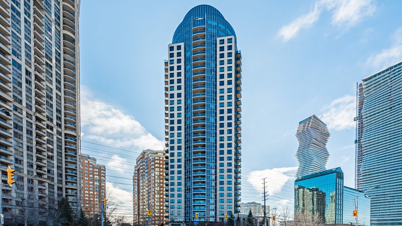 Photo of Outdoor in Downtown Mississauga