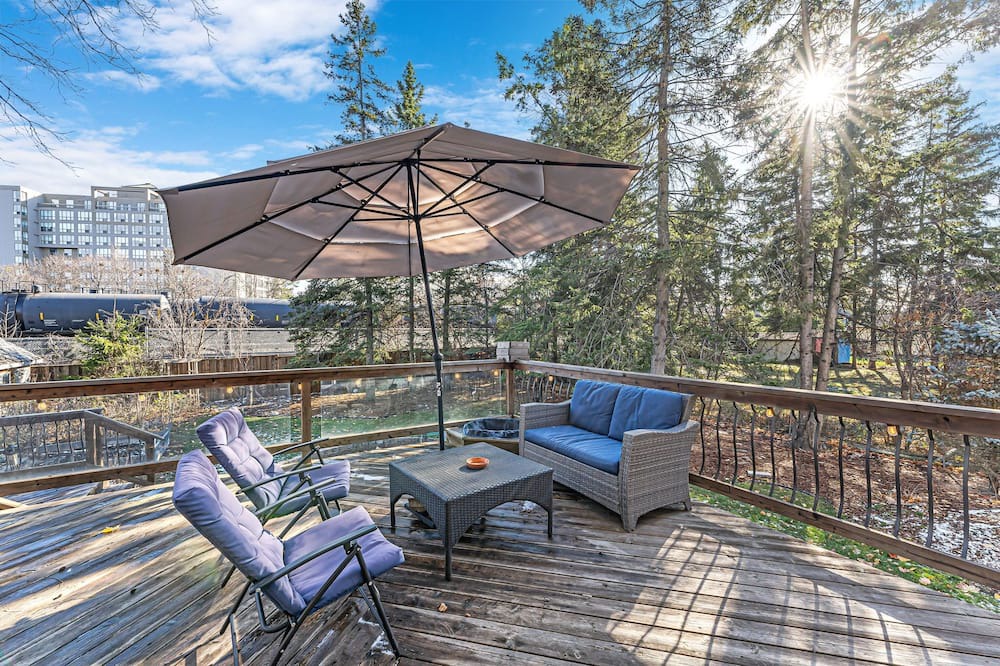 Photo of Outdoor in Clarkson-Lorne Park