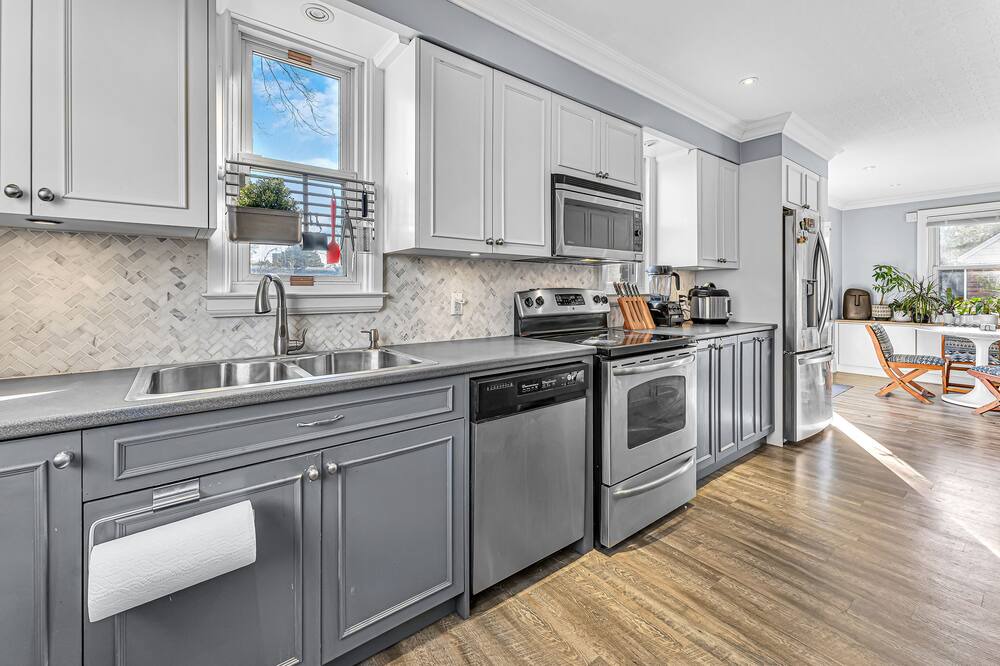 Photo of Kitchen in Clarkson-Lorne Park
