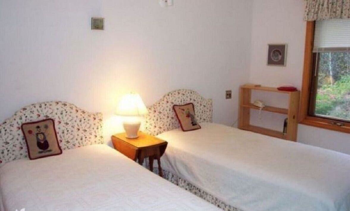 Photo of Bedroom in Leeds and the Thousand Islands