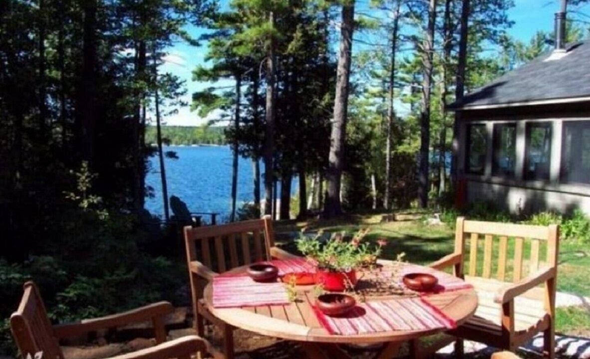 Photo of Patio Balcony in Leeds and the Thousand Islands