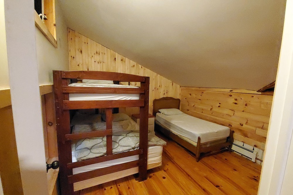 Photo of Bedroom in Crowes Landing