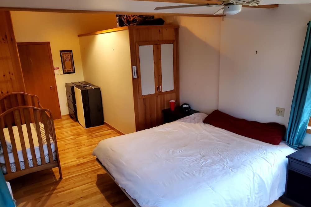 Photo of Bedroom in Crowes Landing