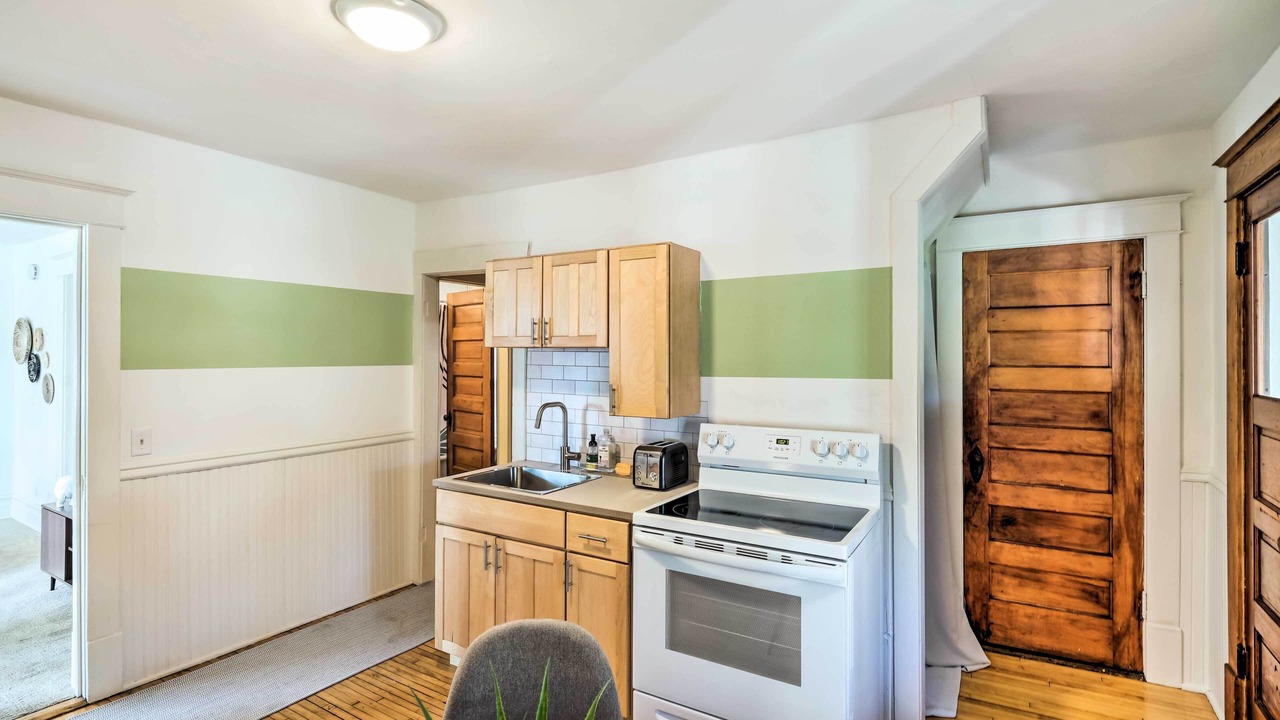 Photo of Kitchen in West Seventh