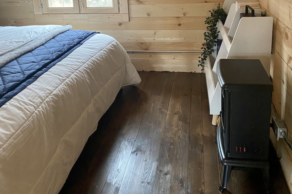 Photo of Bedroom in East Gwillimbury