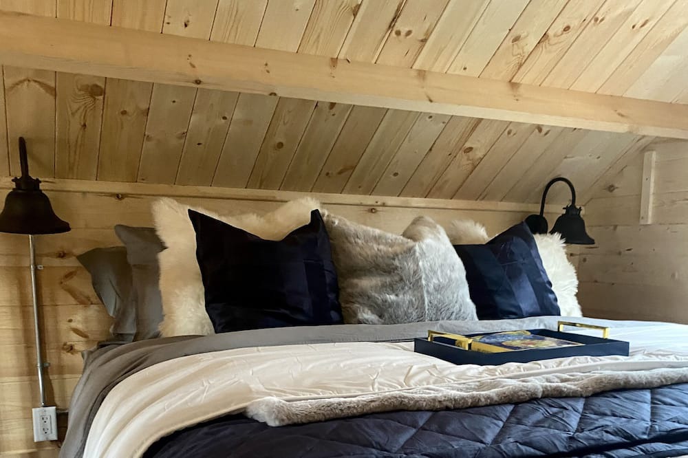 Photo of Bedroom in East Gwillimbury