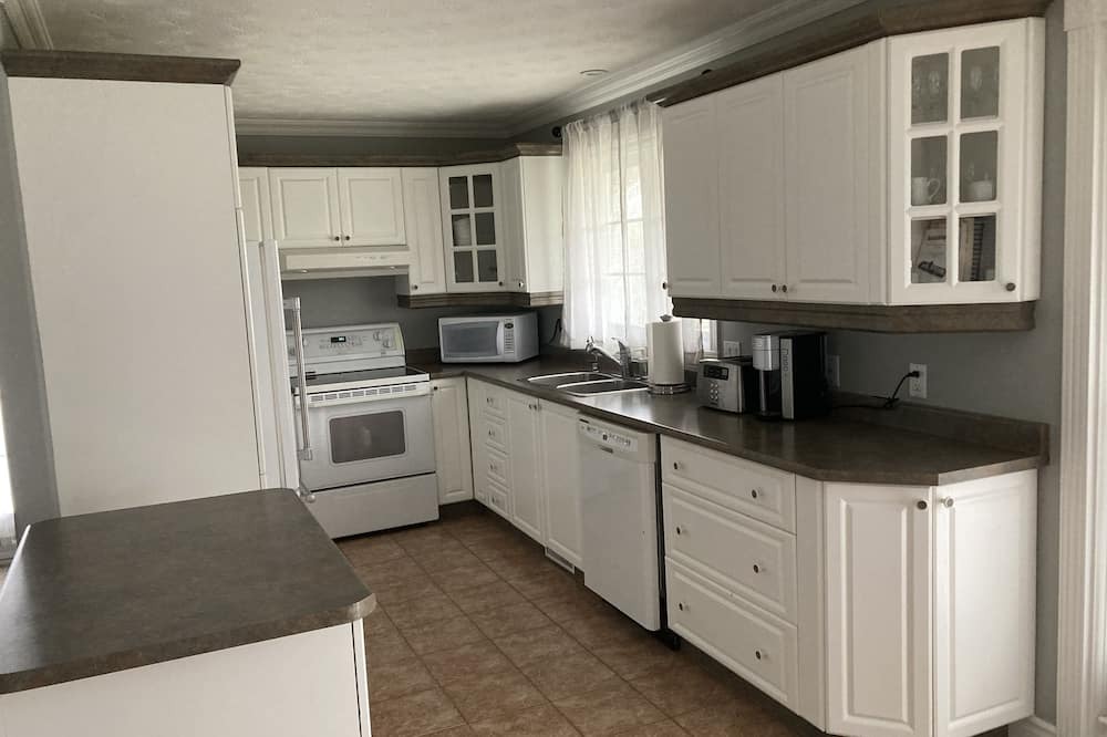 Photo of Kitchen in North Glengarry