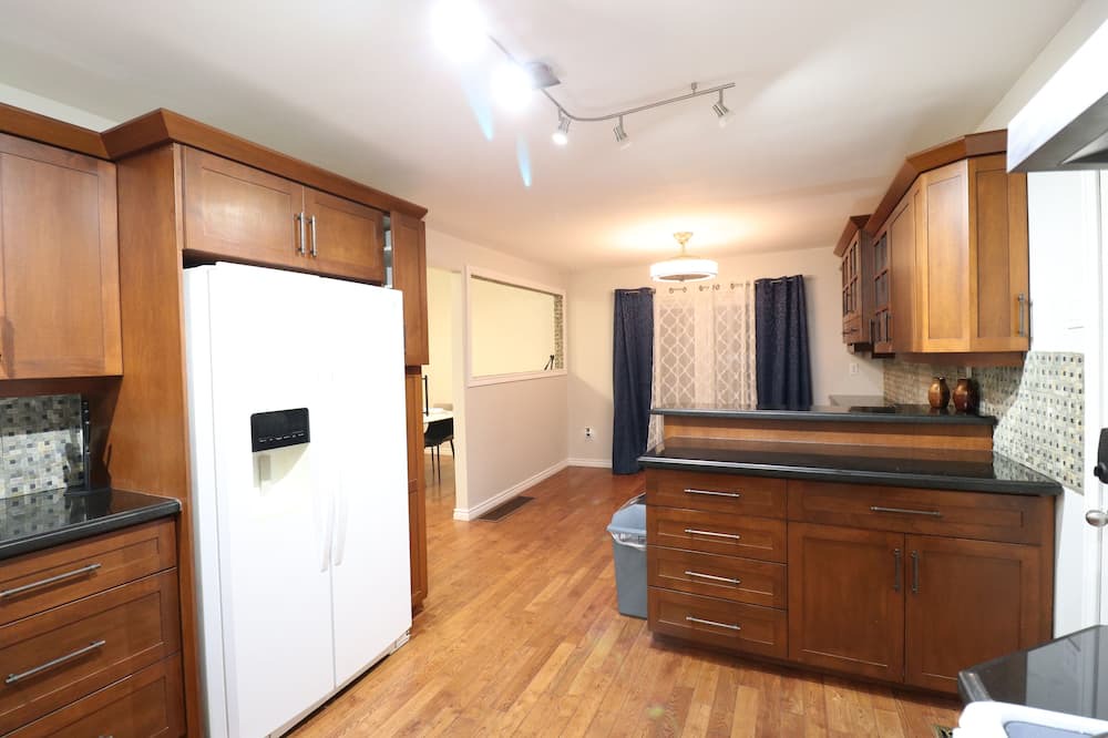 Photo of Kitchen in Manvers