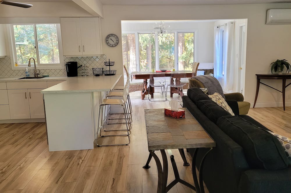 Photo of Kitchen in Bayfield