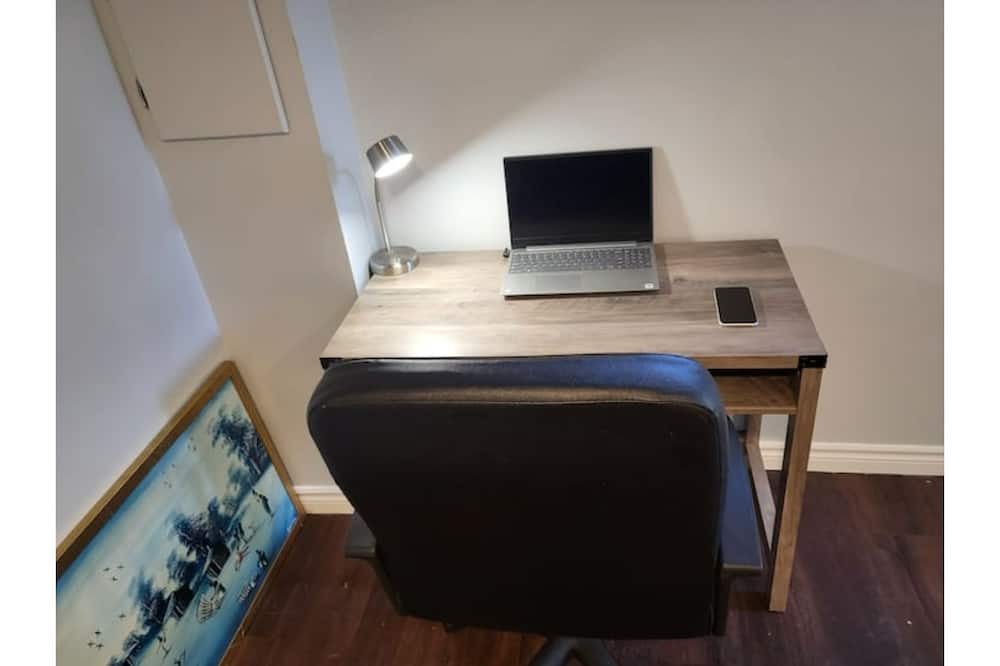 Photo of Bedroom in Amherstview