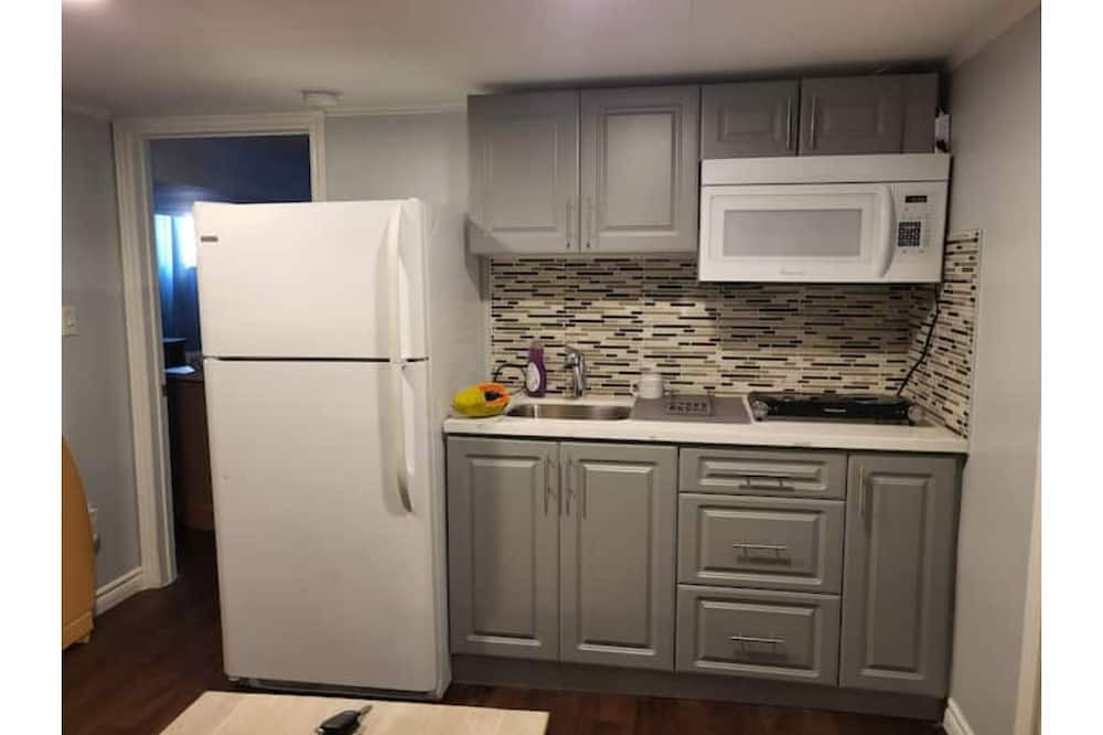 Photo of Kitchen in Amherstview