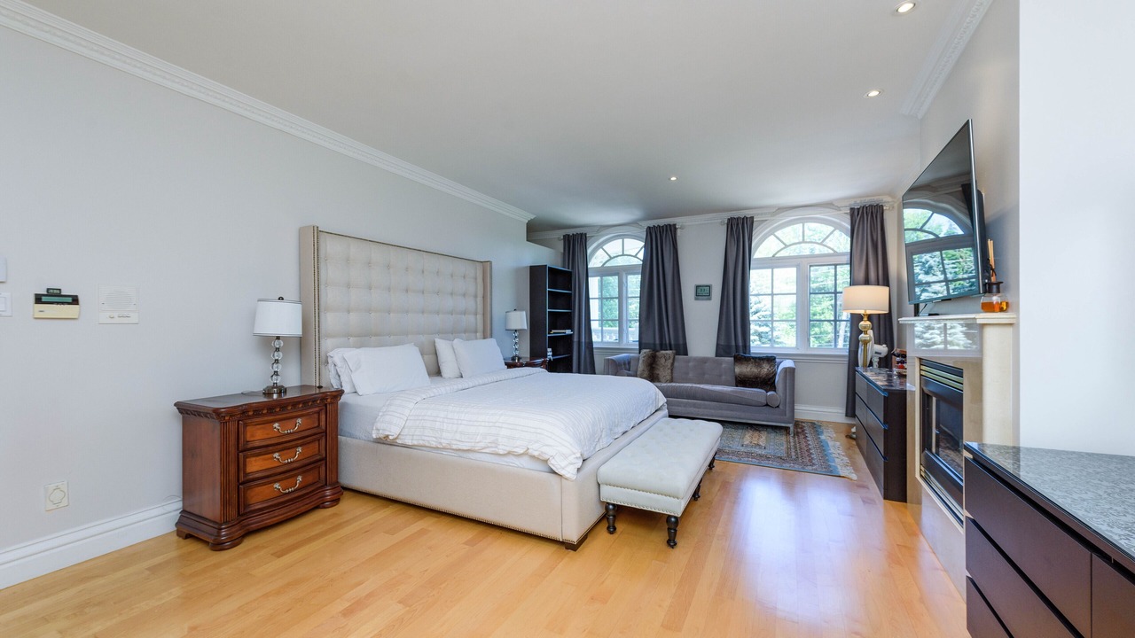 Photo of Bedroom in Clarkson-Lorne Park