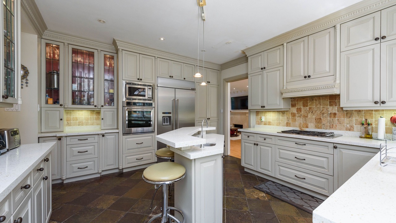 Photo of Kitchen in Clarkson-Lorne Park
