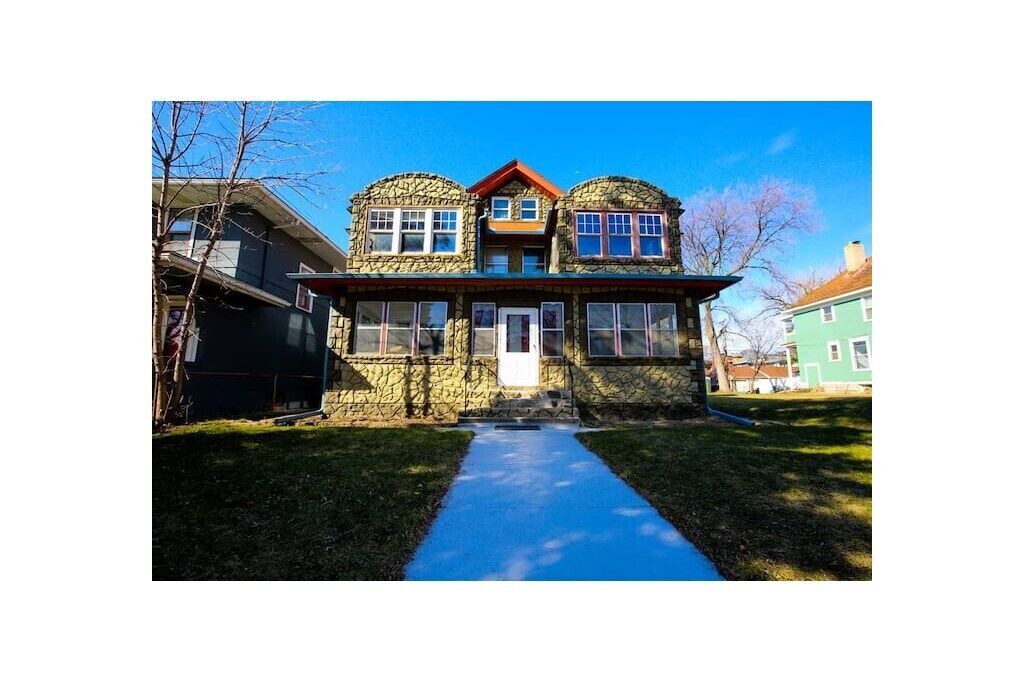 Photo of Outdoor in Summit - University