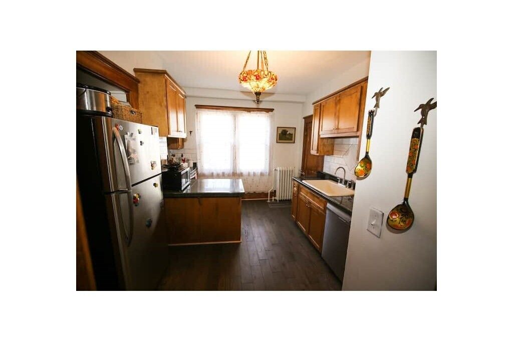 Photo of Kitchen in Summit - University