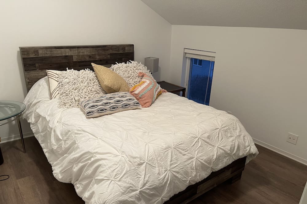 Photo of Bedroom in Detroit Lakes