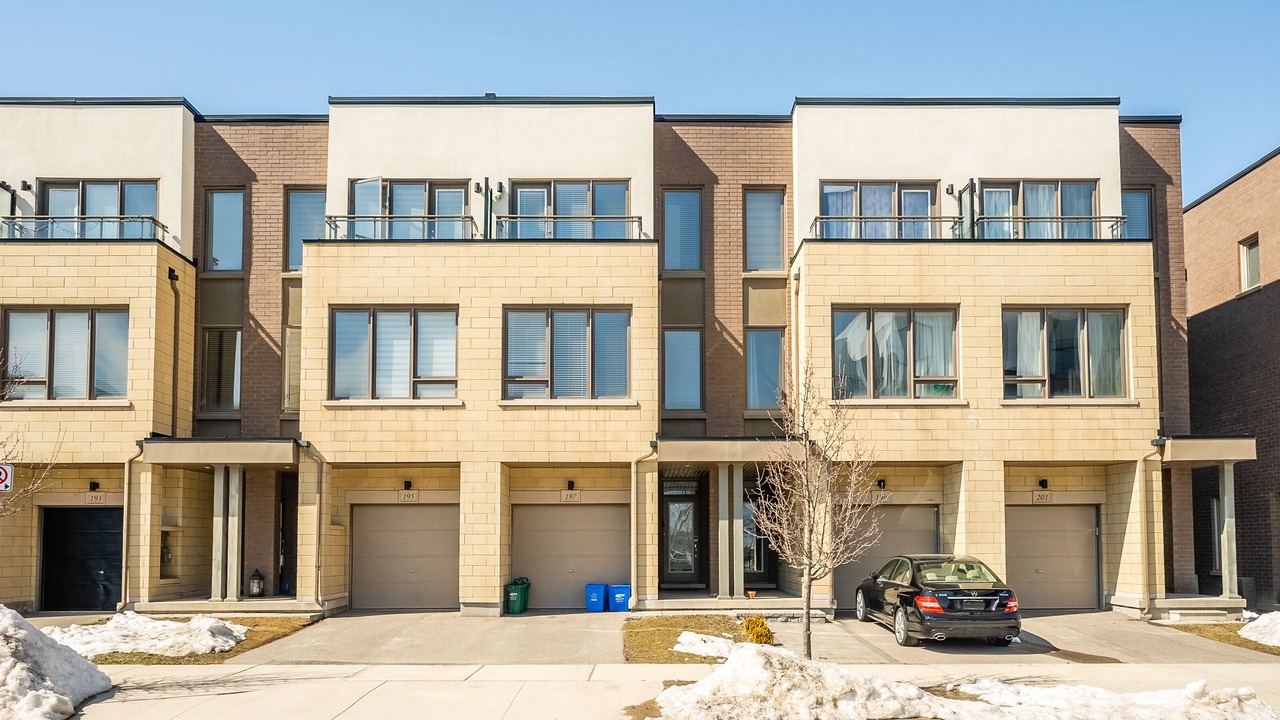 Photo of Outdoor in Oakville