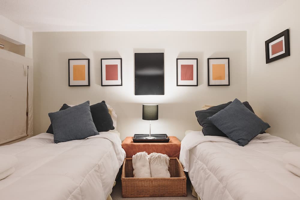 Photo of Bedroom in Sarnia