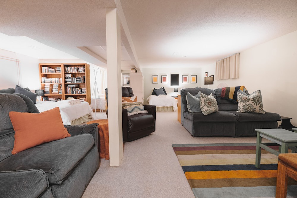 Photo of Livingroom in Sarnia