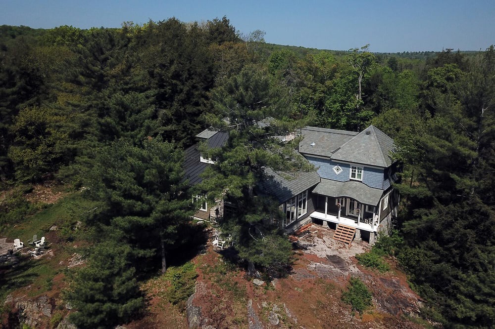 Photo of Others in Rosseau