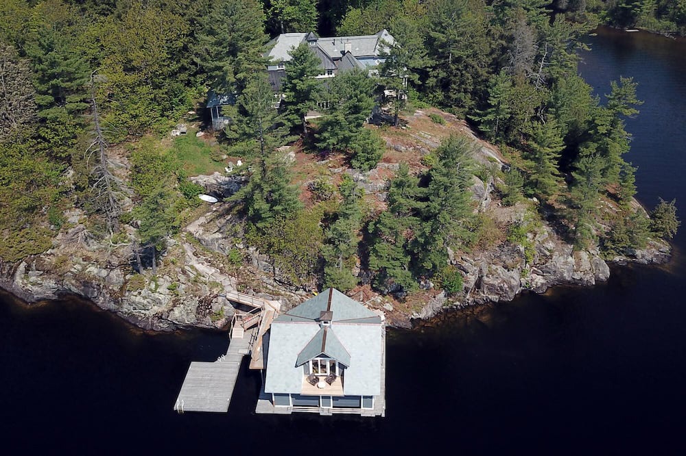 Photo of Others in Rosseau