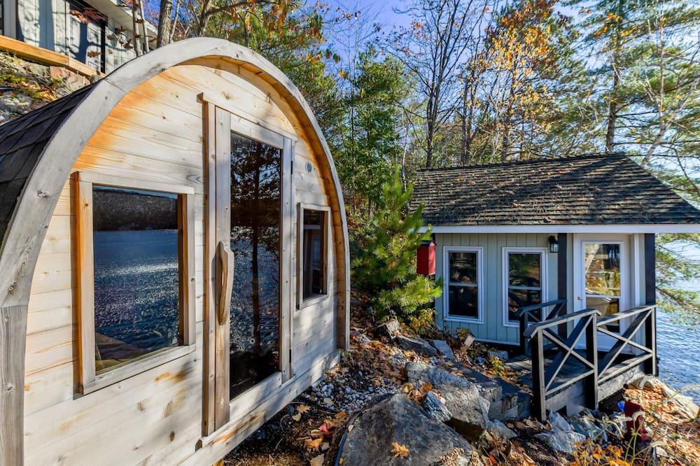 Photo of Others in Rosseau