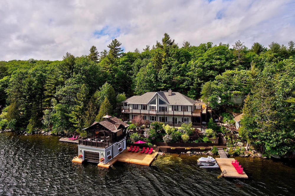Photo of Others in Rosseau