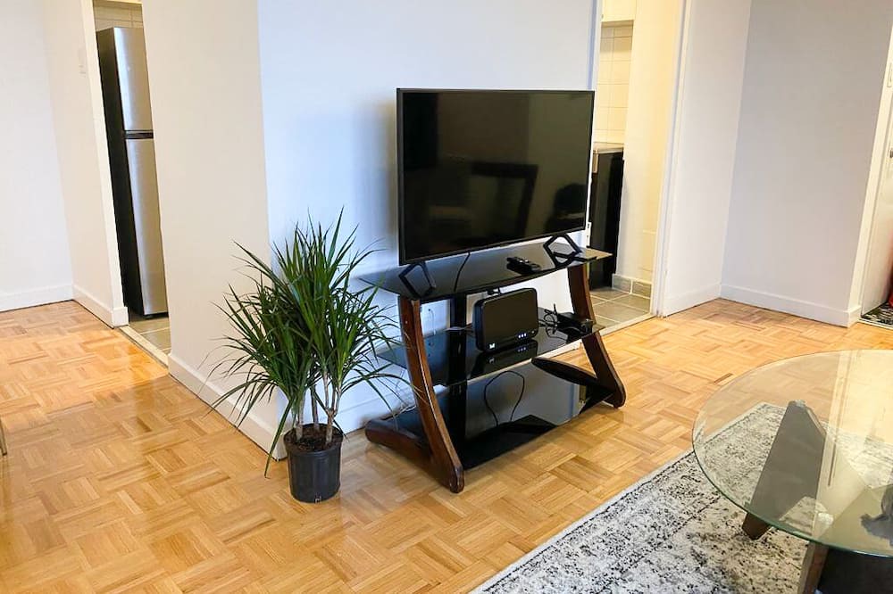 Photo of Livingroom in Flemingdon Park