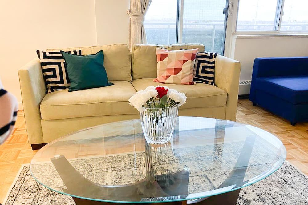 Photo of Livingroom in Flemingdon Park