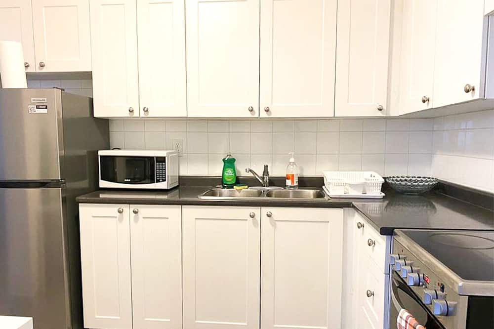 Photo of Kitchen in Flemingdon Park