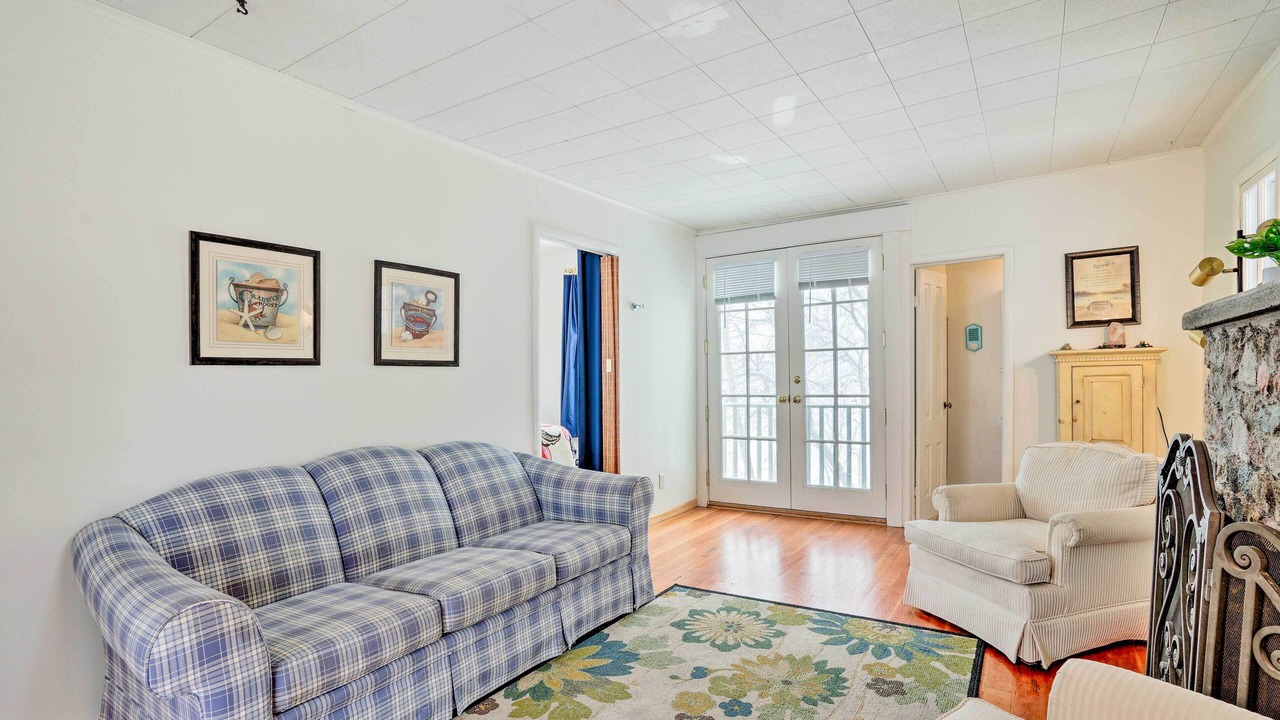 Photo of Livingroom in South Haven