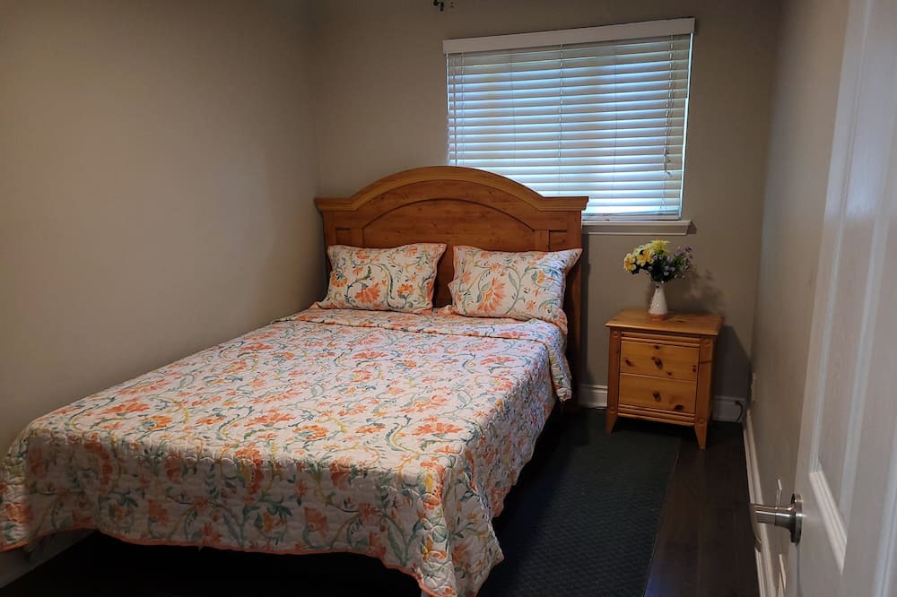 Photo of Bedroom in Durham Region