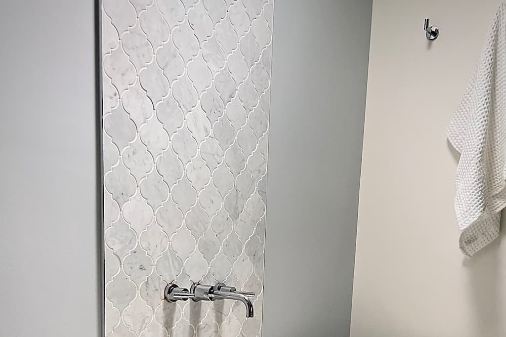 Photo of Bathroom in Forest Hill South