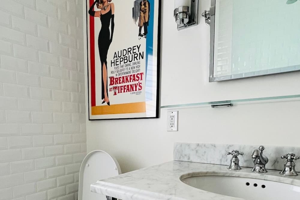 Photo of Bathroom in Forest Hill South