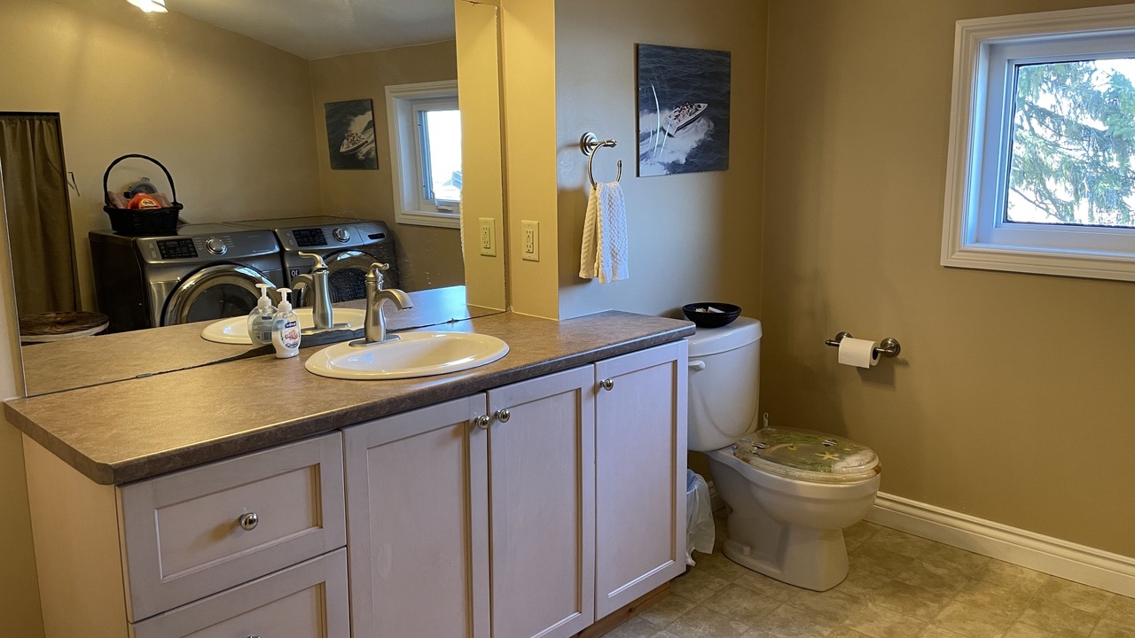 Photo of Bathroom in Port Colborne