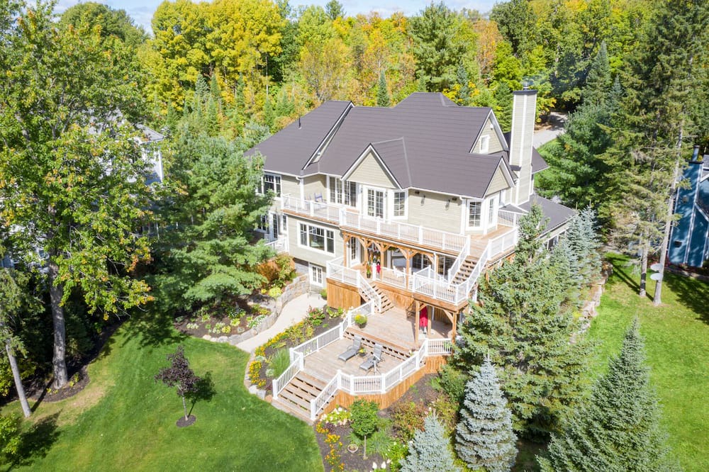 Photo of Outdoor in Rosseau