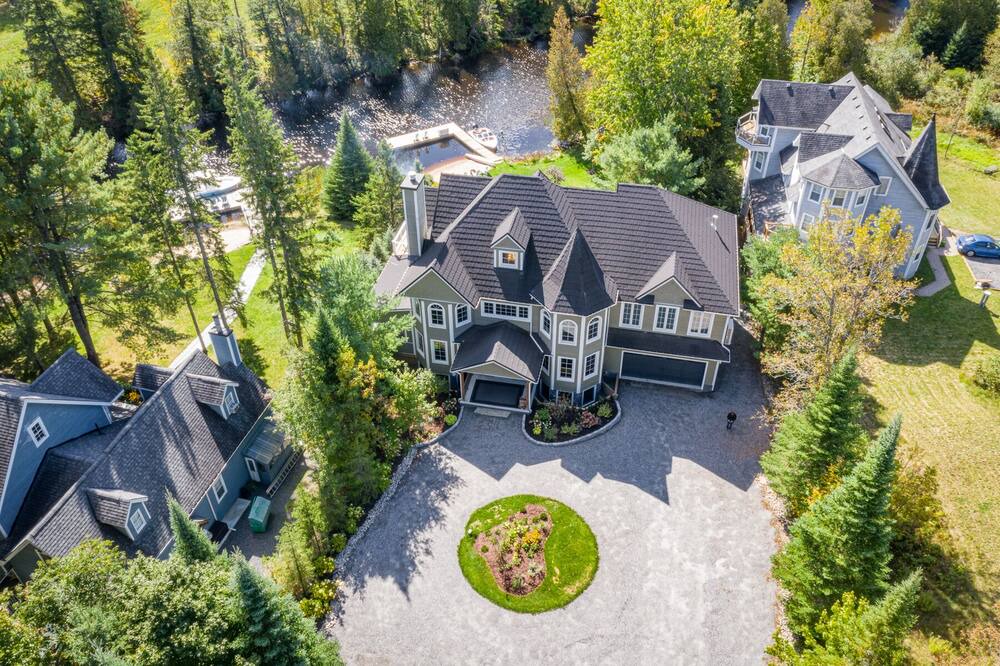 Photo of Outdoor in Rosseau