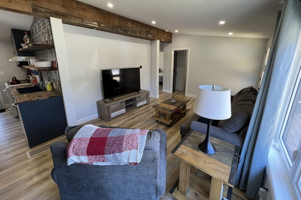 Photo of Livingroom in Cumberland Beach