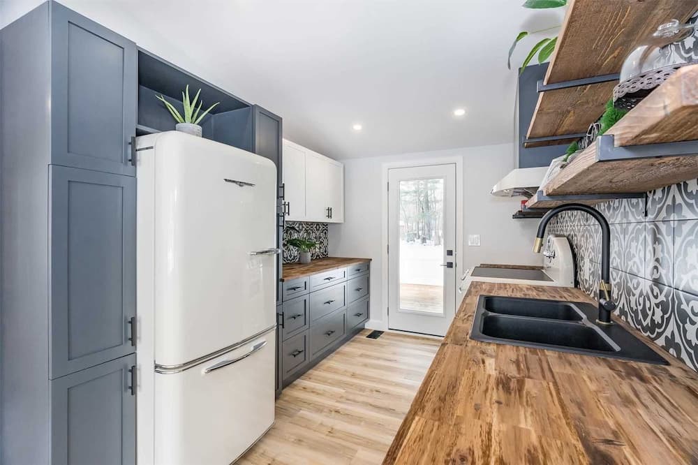 Photo of Kitchen in Cumberland Beach