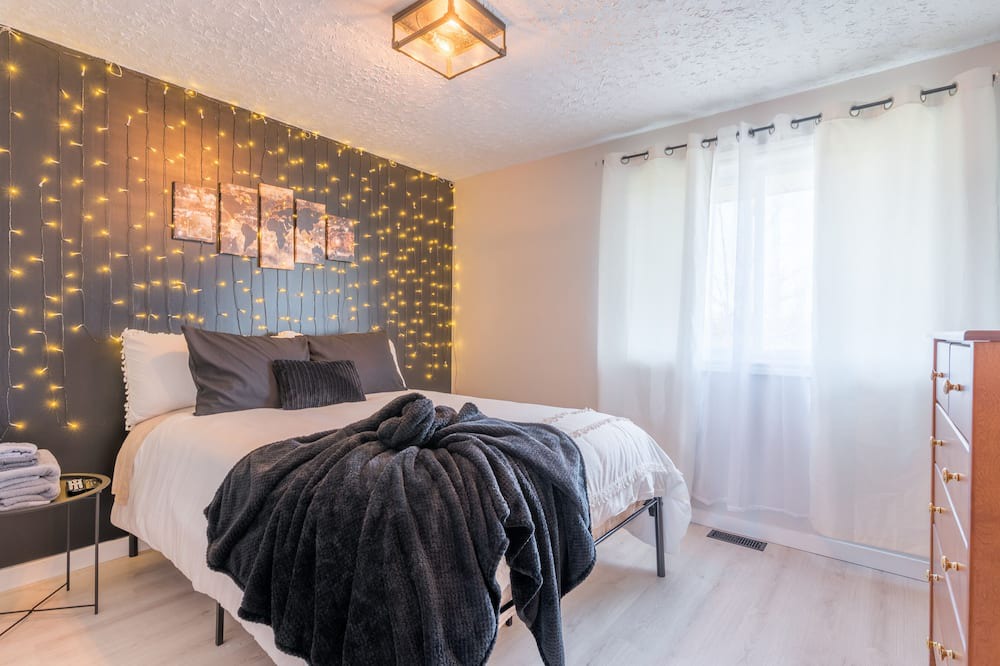 Photo of Bedroom in Havelock-Belmont-Methuen