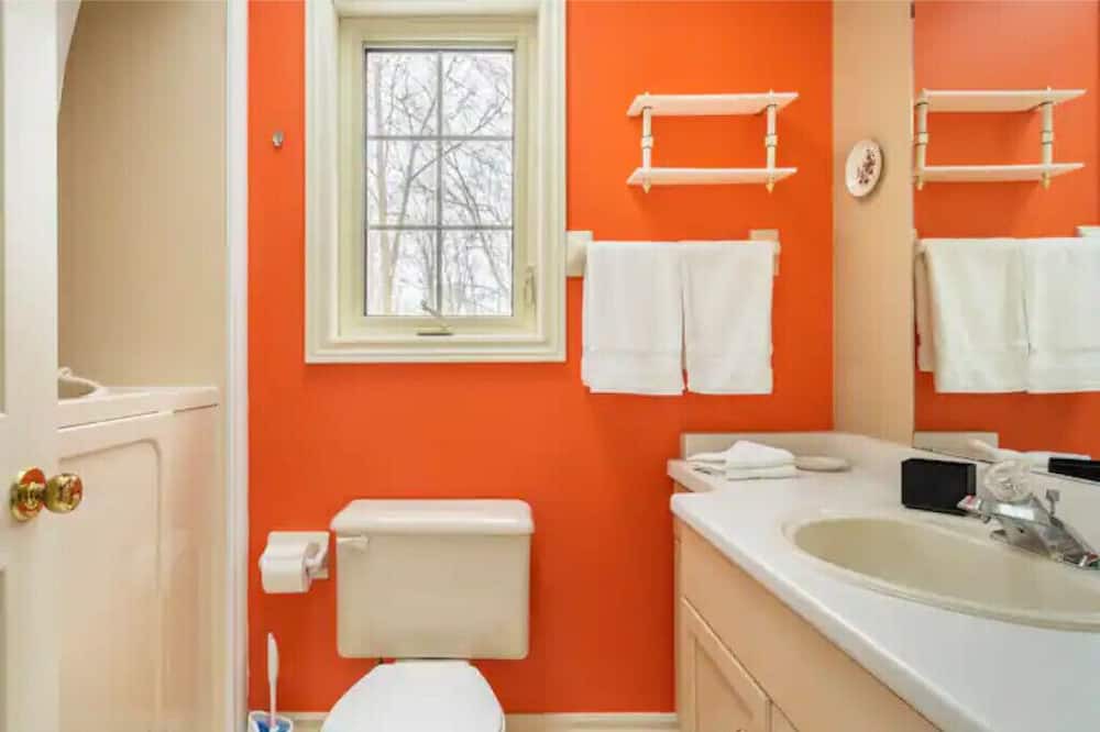 Photo of Bathroom in Pelham