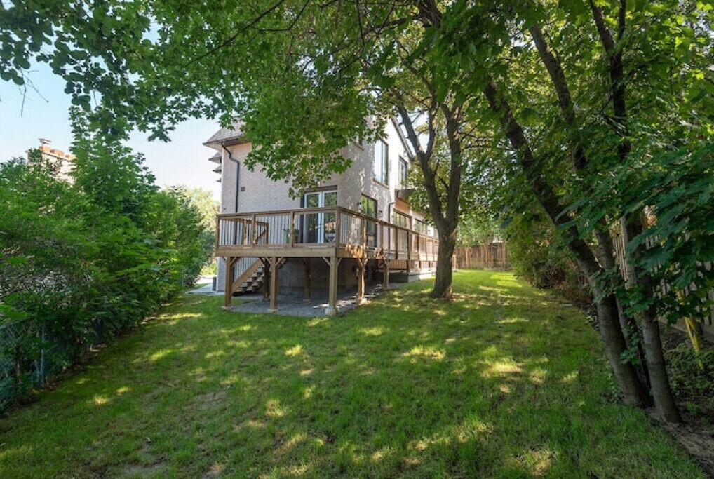 Photo of Outdoor in Newtonbrook